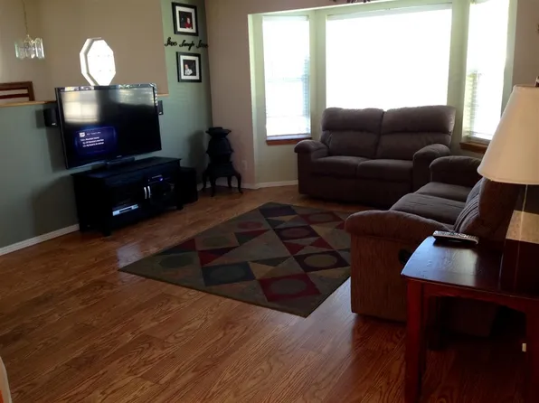 288 Poplar Dr, Elko, NV 89801
