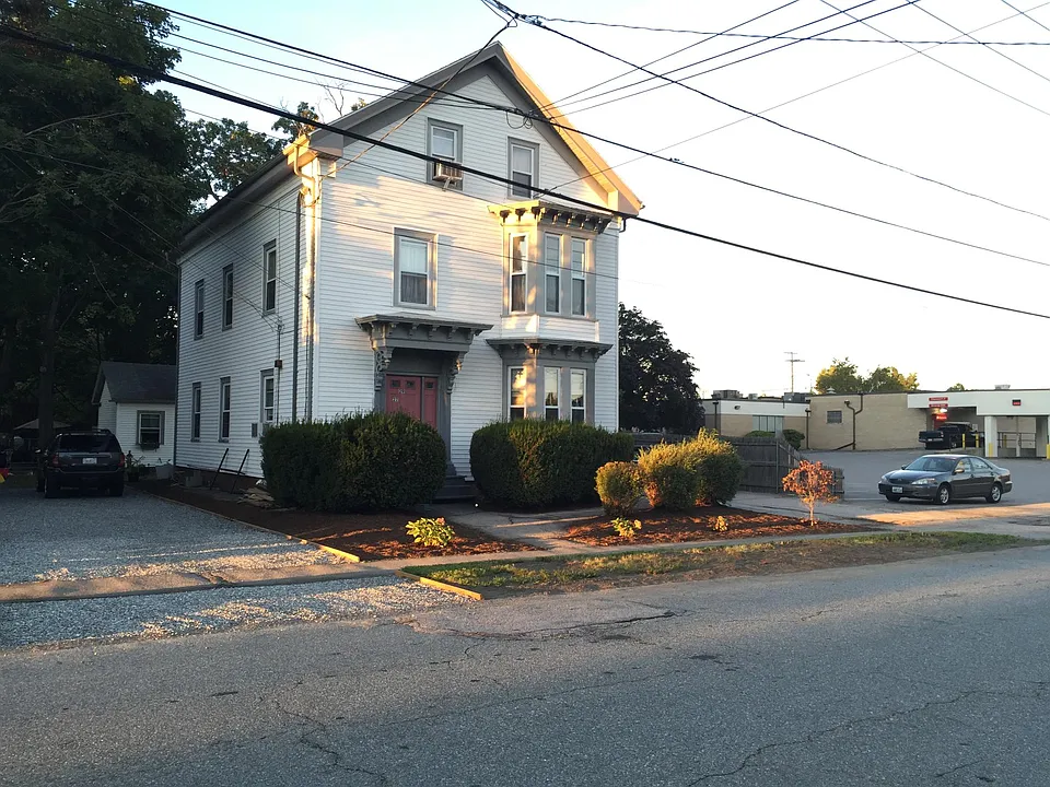 27 Kilvert St #1