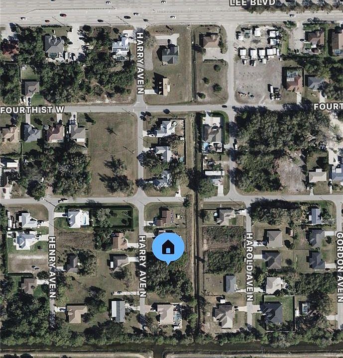 1st image of 206 Harry AVE N