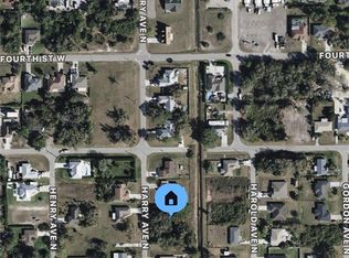 206 Harry AVE N, LEHIGH ACRES, FL 33971