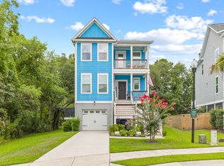 423 Topsail Ct, Wando, SC 29492