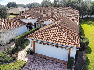 5010 Harbour Dr, Oxford, FL 34484