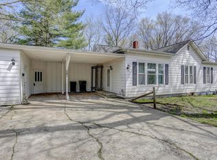 701 N Elm Blvd, Monticello, IL 61856