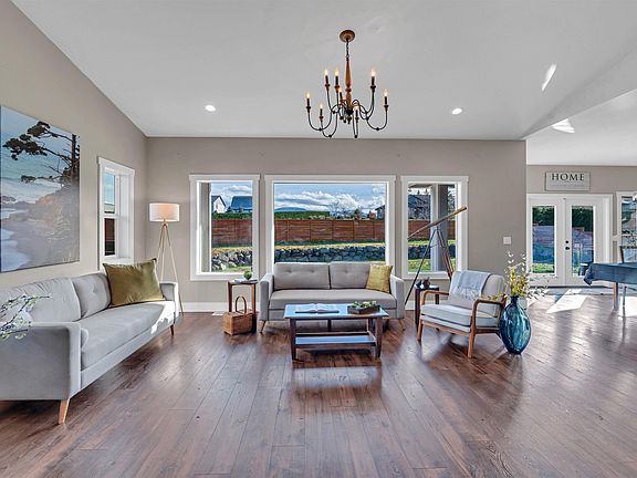 2nd image of 253 Ardmore Pl