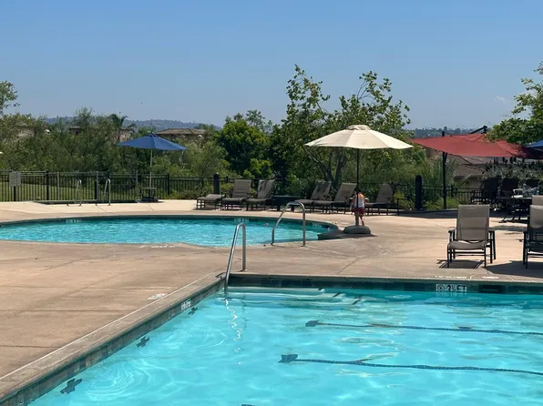 2860 Escala Cir, San Diego, CA 92108