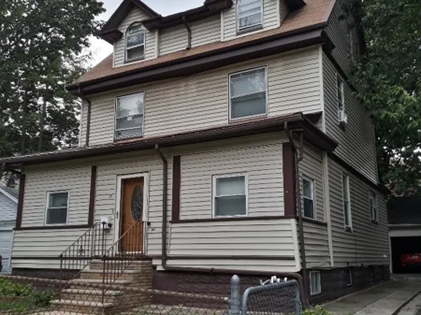 11 No 21 St, East Orange, NJ 07017