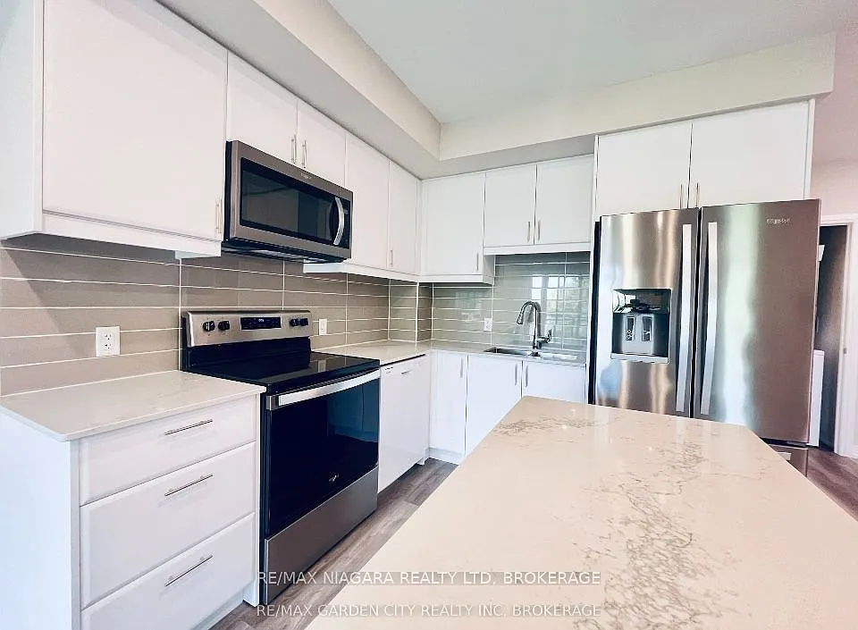 50 Herrick Ave #334