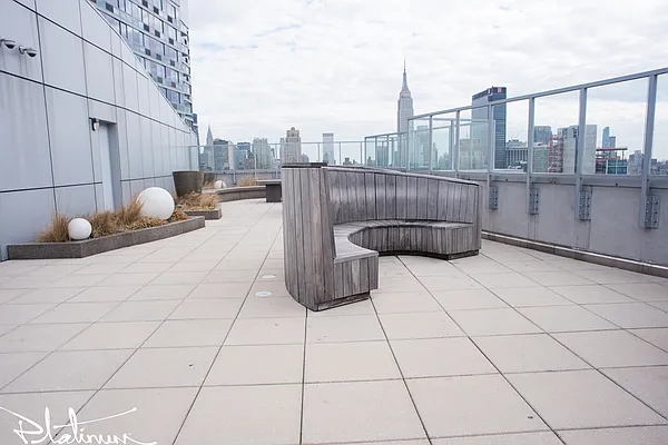 Rented by Platinum Properties | media 17