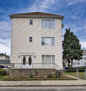 268 Palmer St, Fall River, MA, 02724