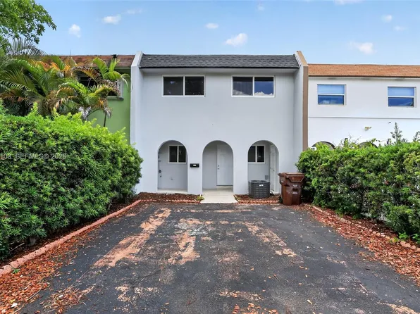 7090 W 2nd Ct #7090, Hialeah, FL 33014