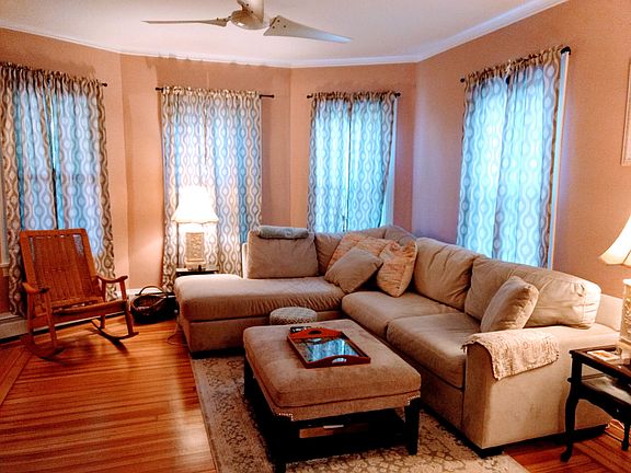 2nd image of 98 Evergreen St #1