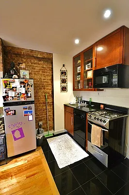 Rented by Bold New York | media 31