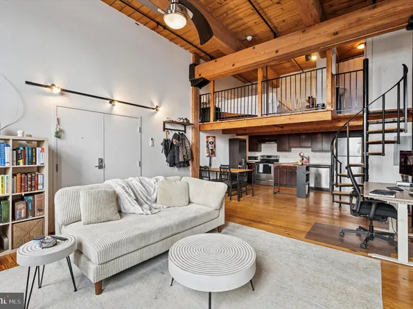 309 Arch St #405, Philadelphia, PA 19106