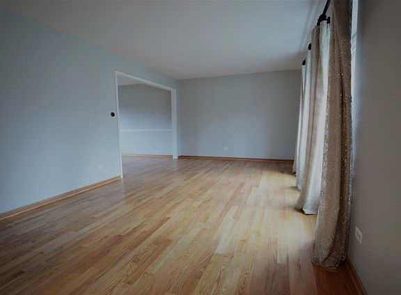 5th image of 1033 Wellington Ave