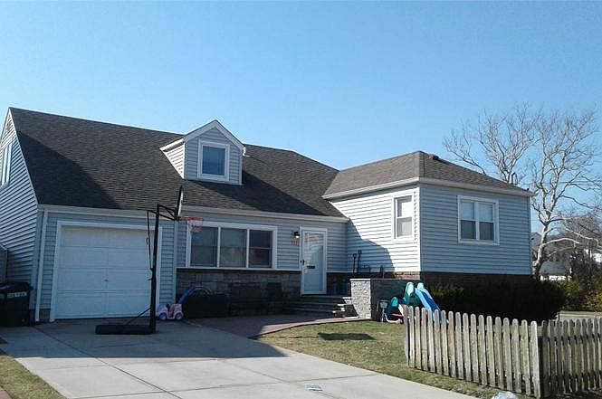 1st image of 571 Barnard Ave