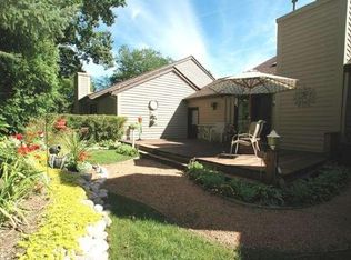 1333 Hickory Dr, Waukesha, WI 53186