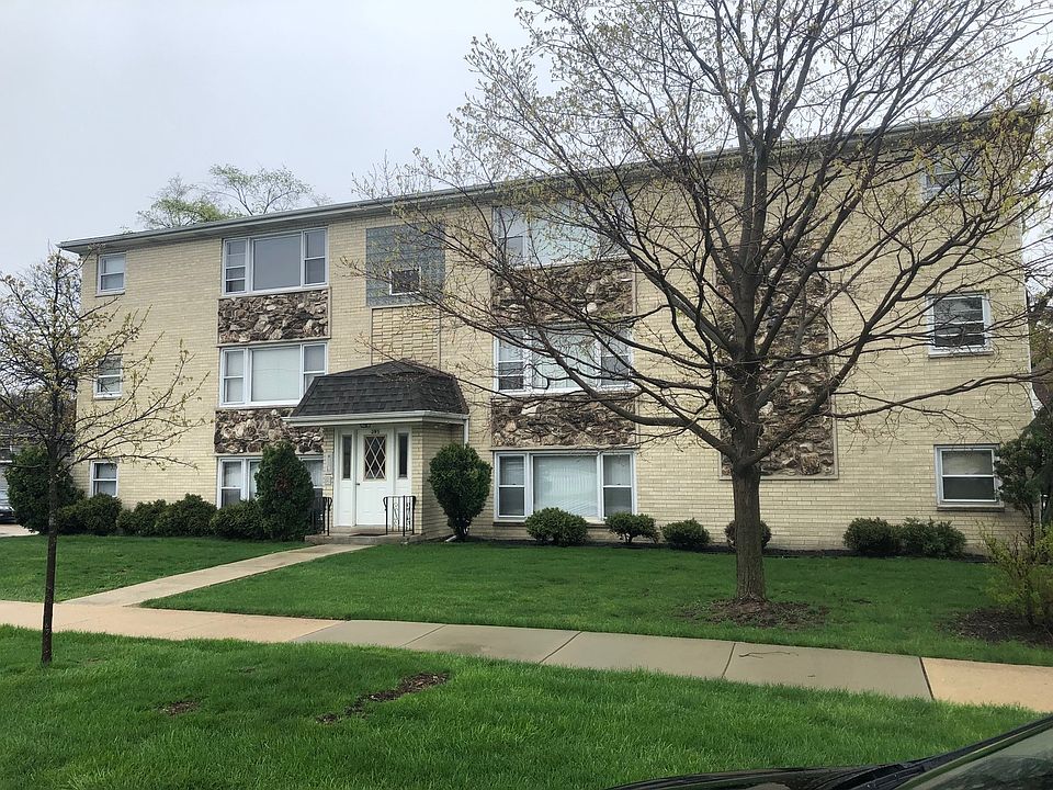 1st image of 395 Elk Blvd APT 2A