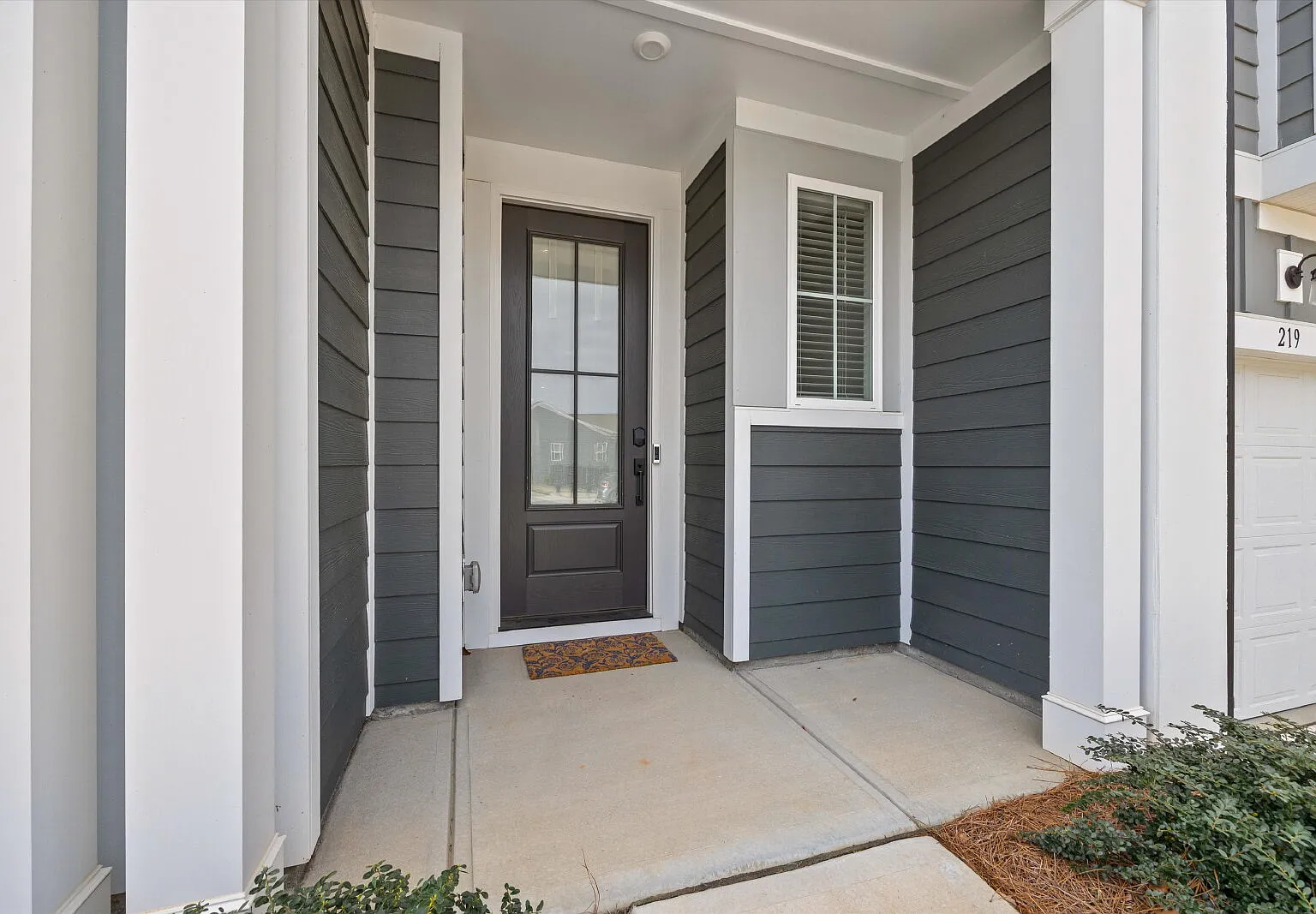 3 bed, 2.5 bath, 1960 sqft, $2,700 — Photo 3