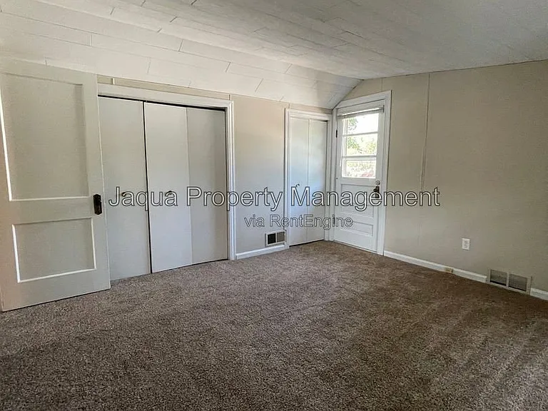 1425 Lakeway Ave — Photo 18