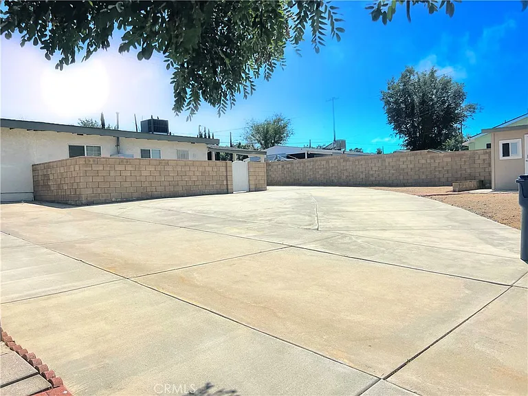1143 Elizabeth Lake Rd — Photo 53