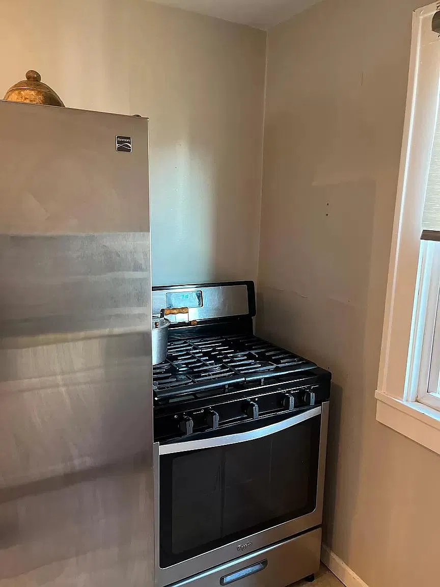 2 bed, 1100 sqft, $1,400 — Photo 4