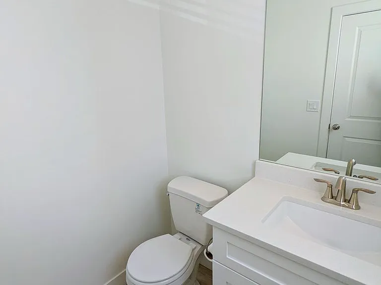 566 Lewski Lane - Residential — Photo 16