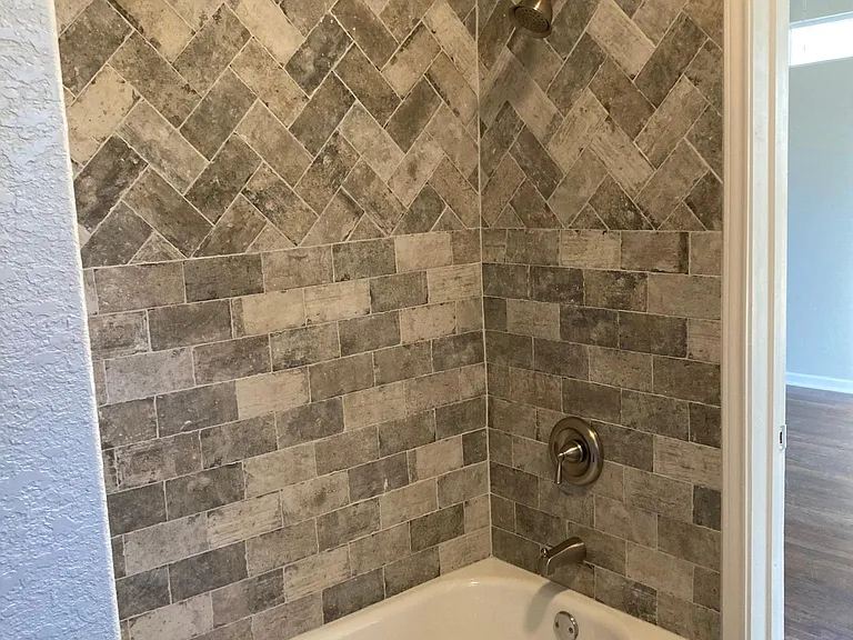 1510 Schley Ave — Photo 8