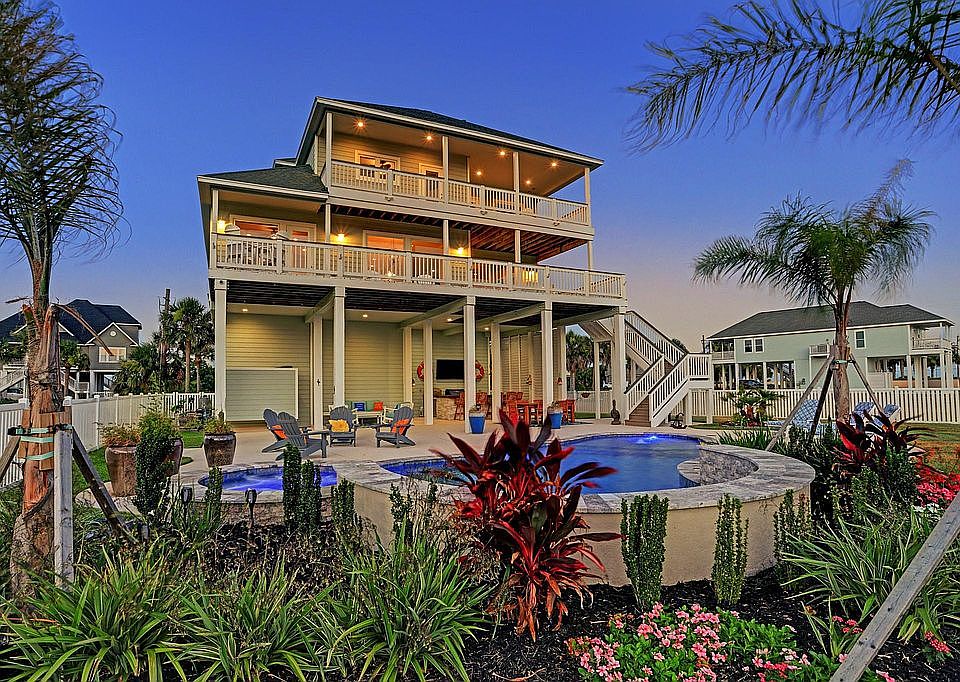 1st image of 3638 Foremast Dr