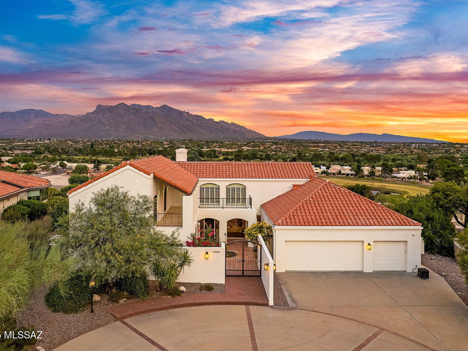 house on the hill ハウスオンザヒル 難あり house on the hill ハウスオンザヒル 花柄ロンパース House on