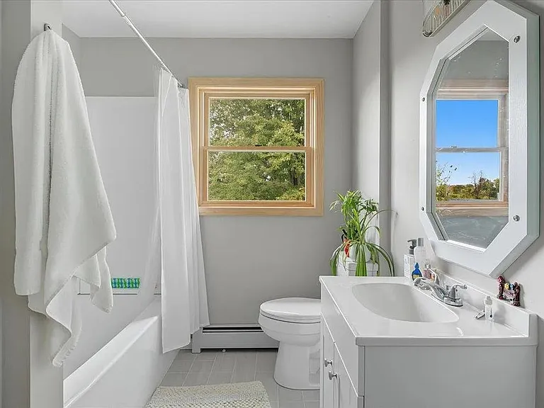 89 Oakwood Dr — Photo 11