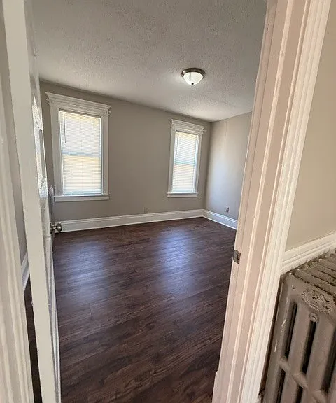 370 Maple Ave #3 — Photo 4