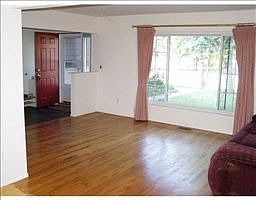 3rd image of 3081 Lexington Dr