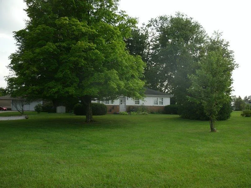 6582 Jaycox Rd photo 1