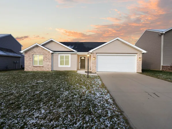 2460 Trillium Cv, Huntertown, IN 46748