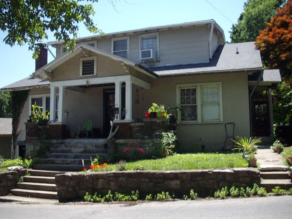 2nd image of 101 Lafayette Dr #101