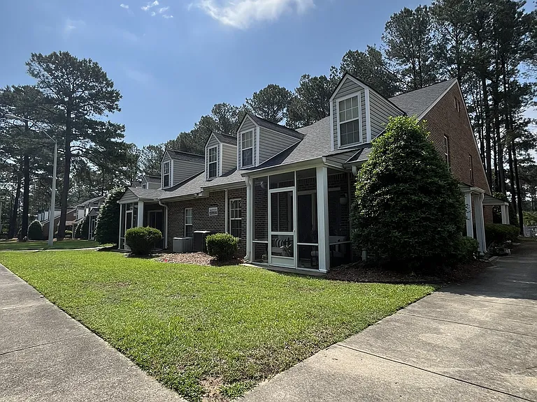 Quail Hill and Manchester Apartments of Fuquay-Varina — Photo 14