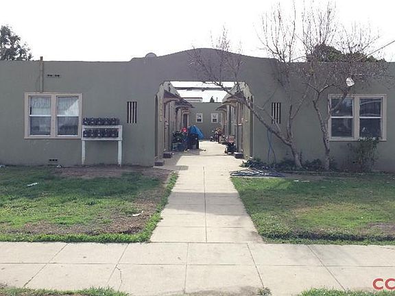 2nd image of 200 E Tunnell St
