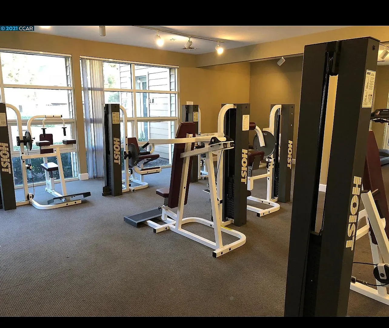 1 bed, 624 sqft, $2,350 — Photo 3