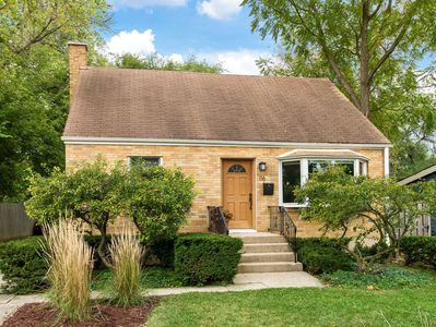 116 N Prairie Ave, Mundelein, IL, 60060