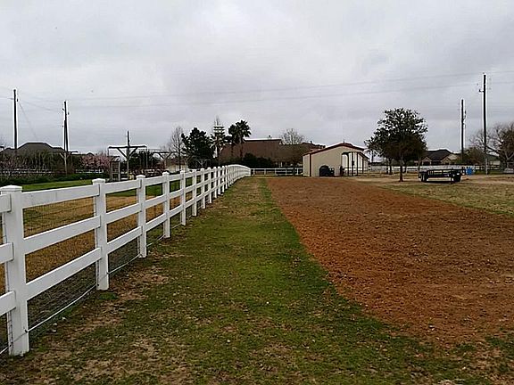 2nd image of 1710 Wild Palomino Dr