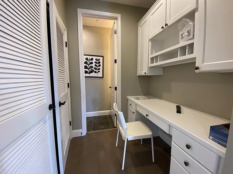 642 Bair Island Rd #1017 — Photo 13