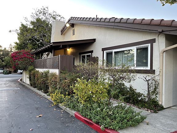 5th image of 41342 Roberts Ave #1