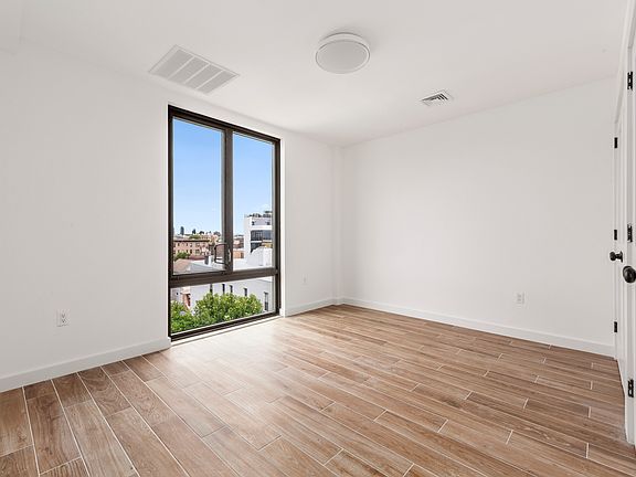 5th image of 32-24 Steinway St #6