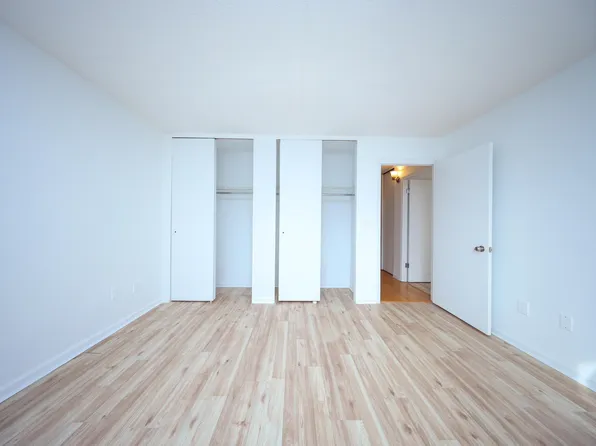 1910 Avenue V image 8 of 19