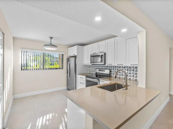 15235 Lakes Of Delray Boulevard #283, Delray Beach, FL 33484