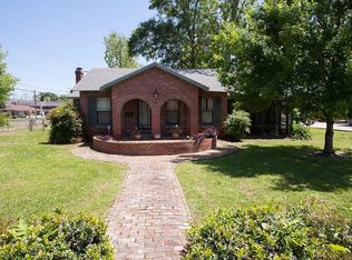 6498 Jefferson Blvd, Groves, TX 77619