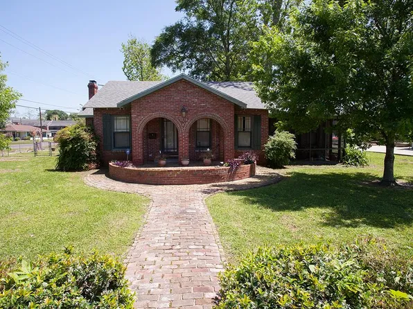 6498 Jefferson Blvd, Groves, TX 77619
