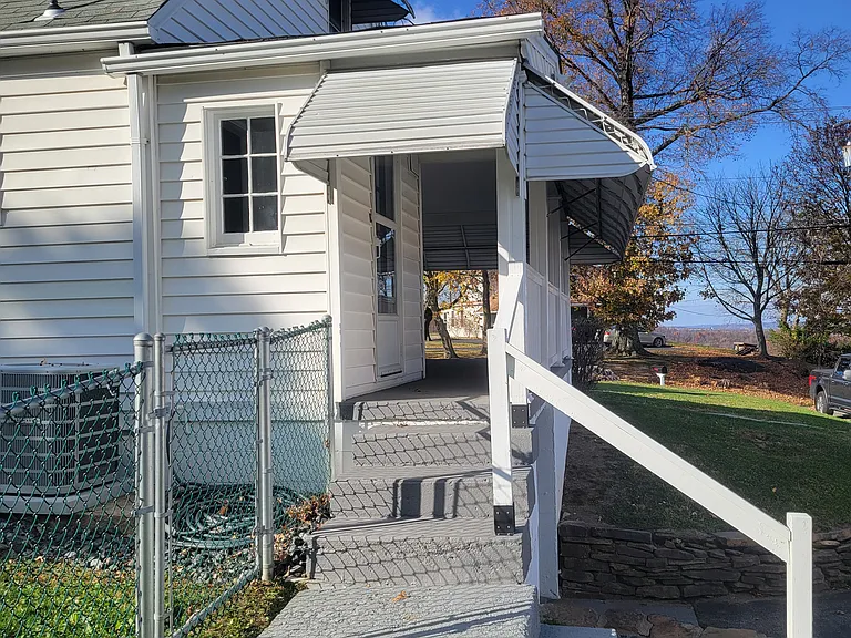 2261 Ridge Rd — Photo 49
