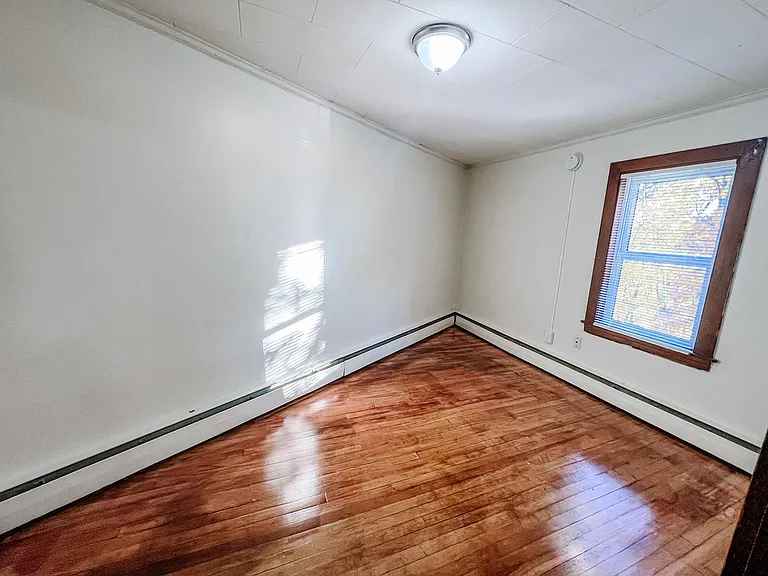 41 Washington St — Photo 12