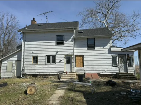 14860 Mill Rd, Capron, IL 61012